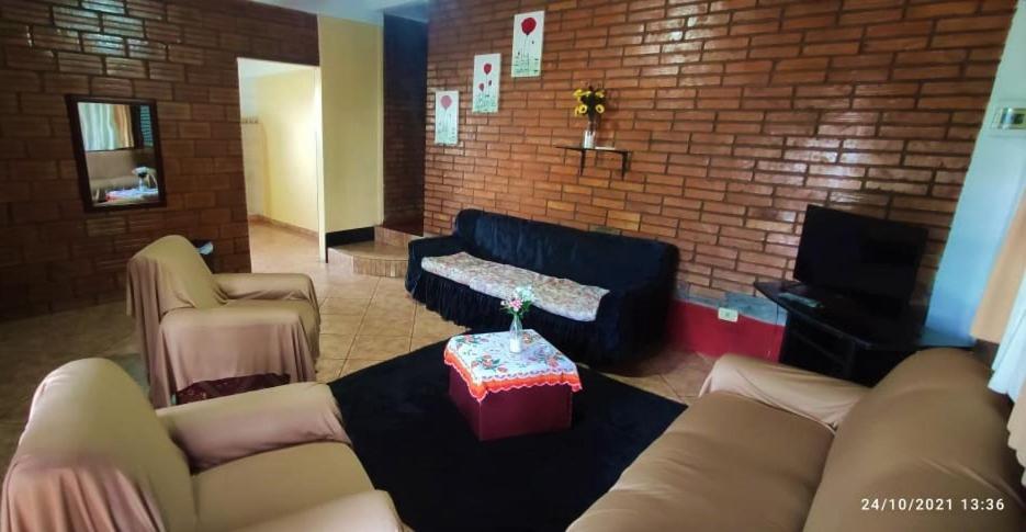 Iguazu Alojamiento "La Casa" Puerto Iguazú Exteriér fotografie