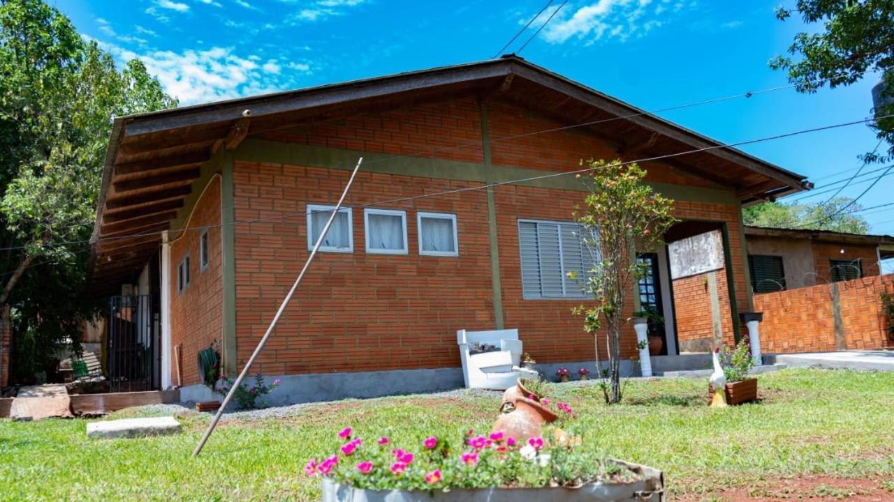 Iguazu Alojamiento "La Casa" Puerto Iguazú Exteriér fotografie